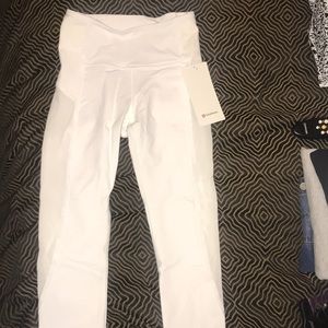 New Lululemon Wunder Under HR Crop Flocked White 4
